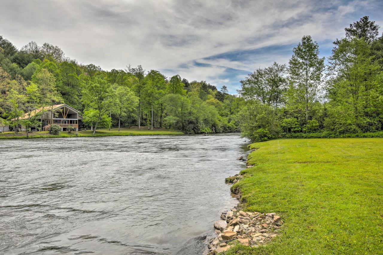 Cozy Riverfront Cabin With Fire Pit Fish And Explore! Villa เมอร์ฟี ภายนอก รูปภาพ